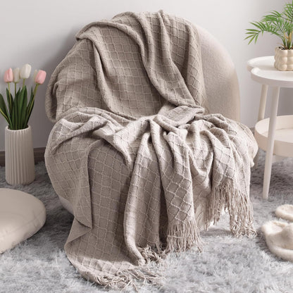 Cozy Up with Our Lightweight Taupe Acrylic Knitted Throw Blanket – Perfect for Travel, Couch, and Bed!